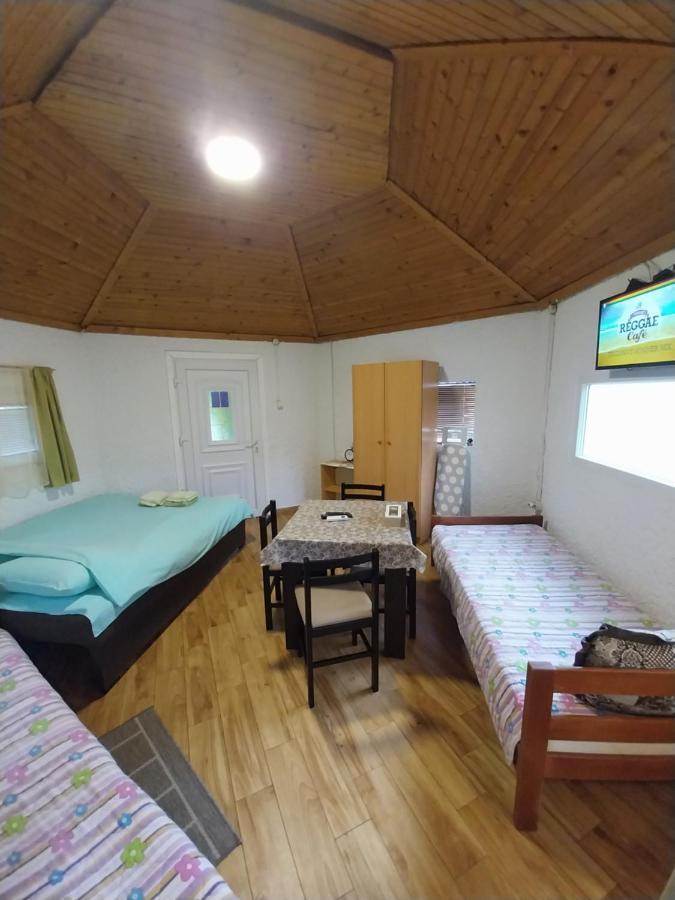 Petkovic Apartmani 1 Tivat Exteriér fotografie