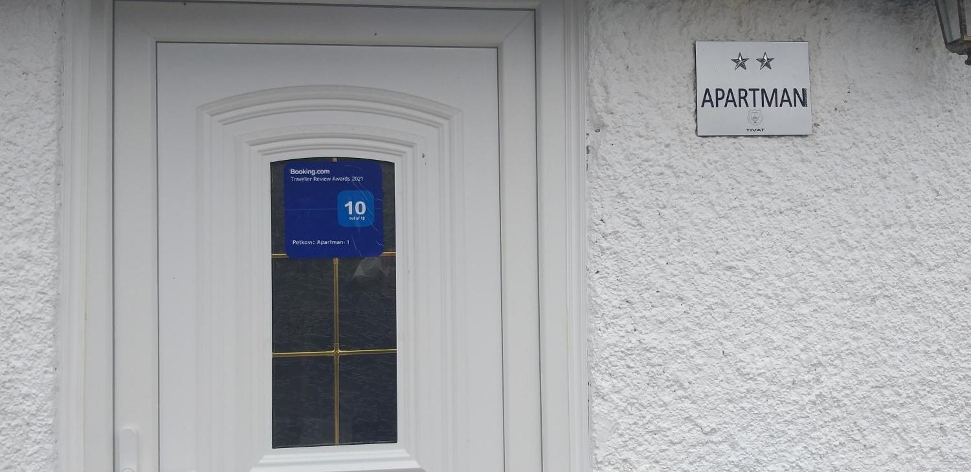 Petkovic Apartmani 1 Tivat Pokoj fotografie